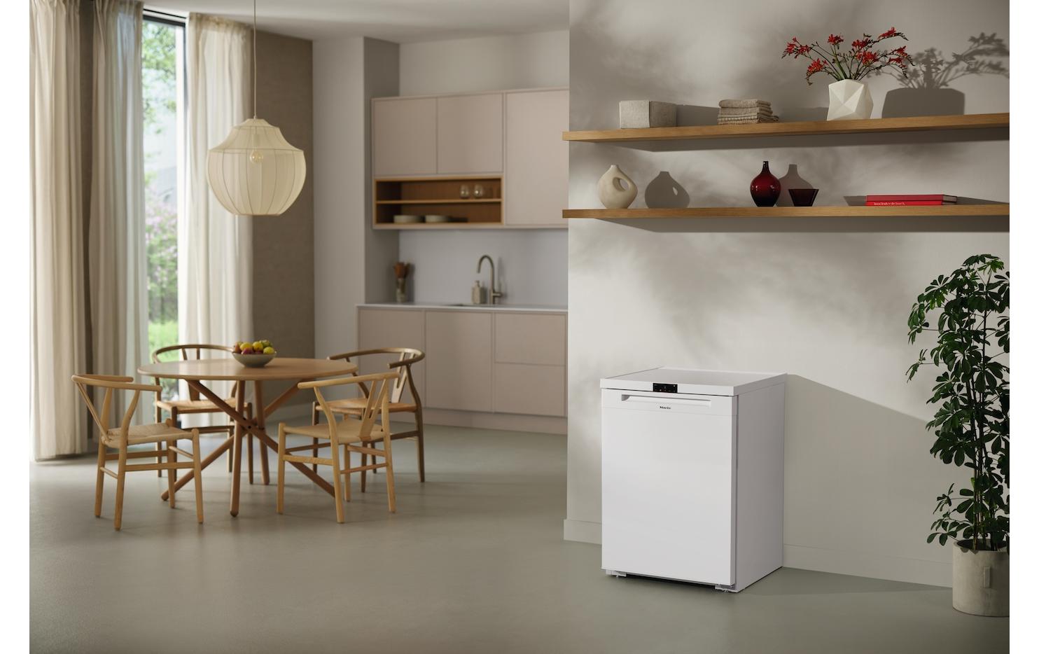 Gefrierschrank F 4001 C Rechts<br>Stand-Gefrierschrank mit mit ComfortFrost, SuperFrost und VarioRoom für flexible und sichere Lagerung