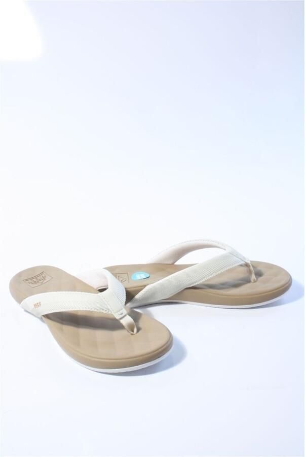 Reef Cushion Melody leren teenslippers ecru