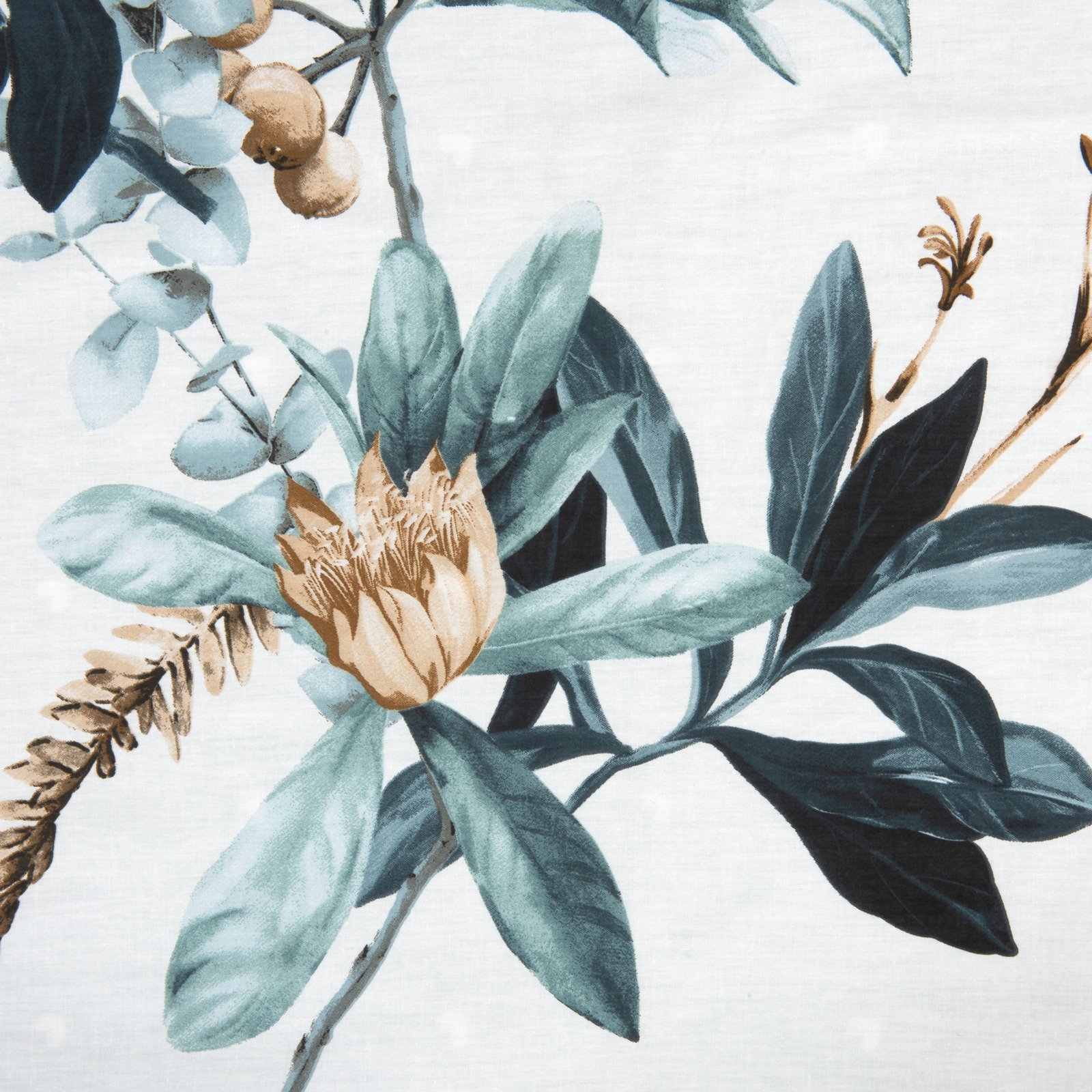 Bettwäsche mit Blumen und Herzchen