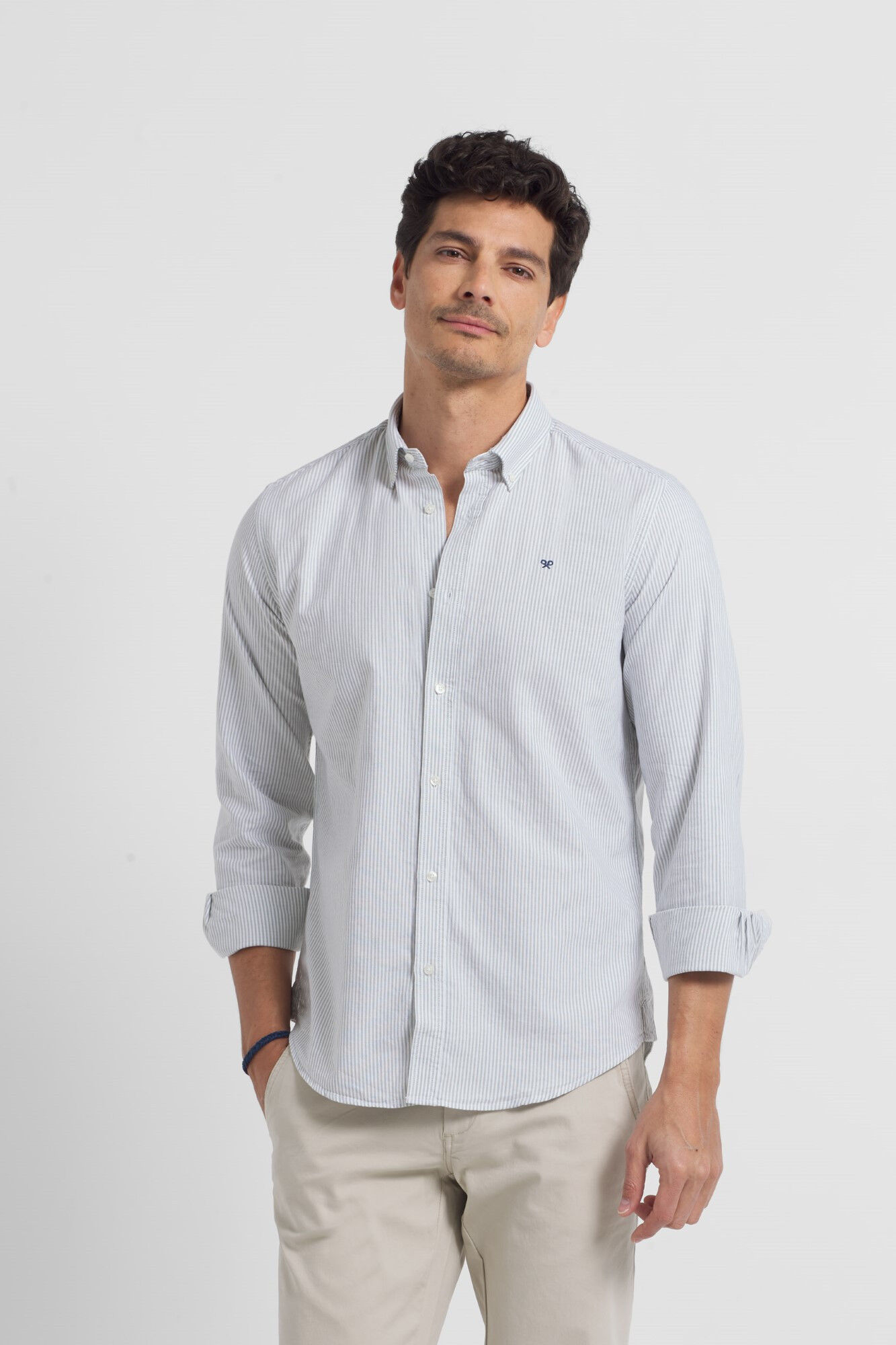 Camisa oxford esportiva com listras verdes - Cáqui