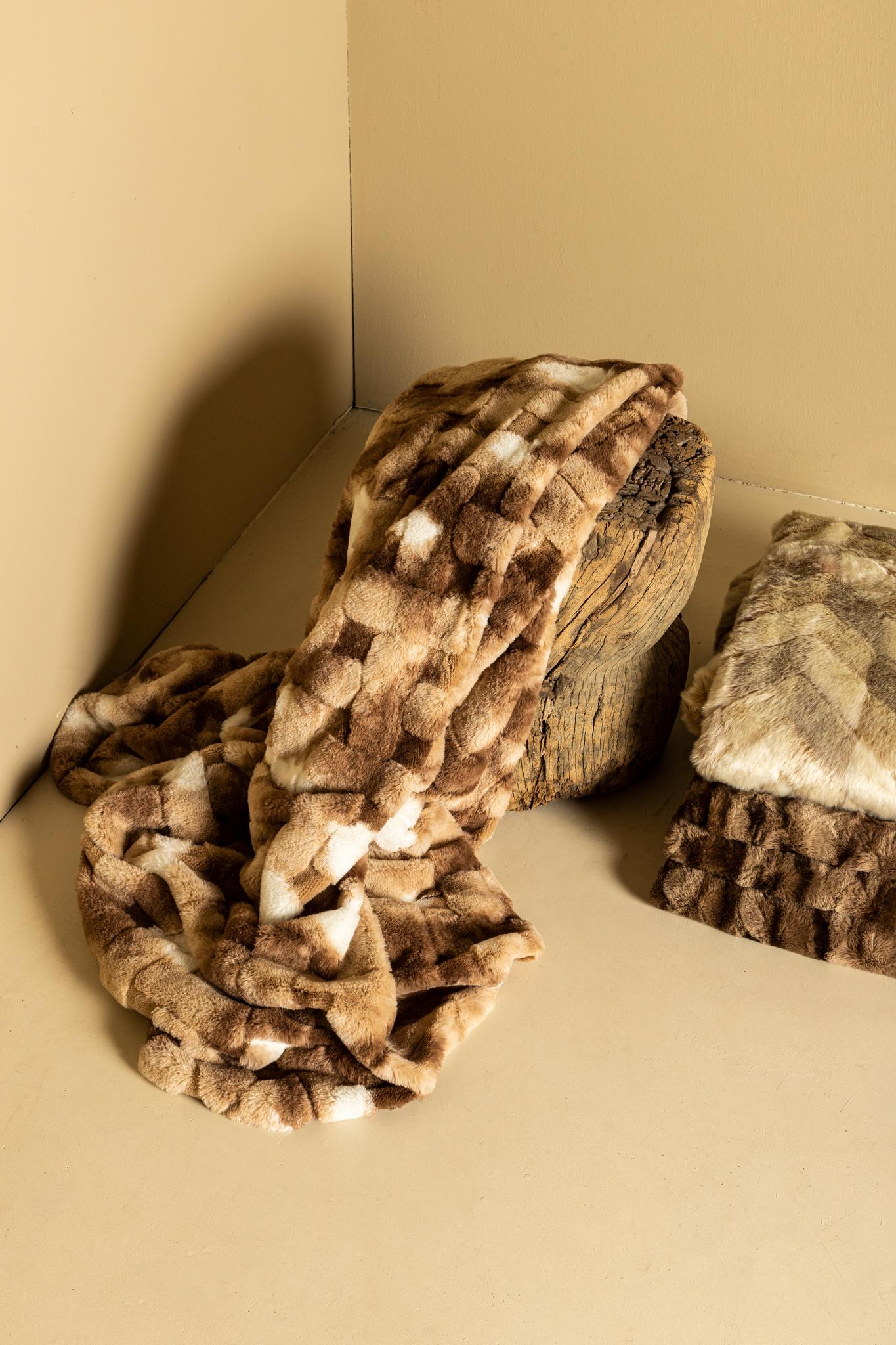 PTMD - Plaid Geraldine - Bruin - 220x240x2cm