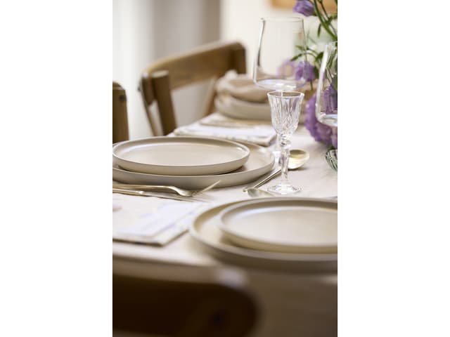 Studio Round Frokosttallerken Matte white/Matte sand