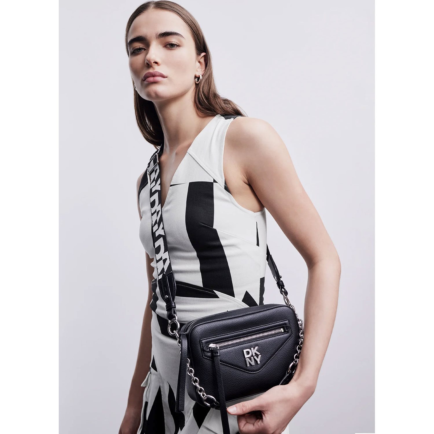 DKNY Greenpoint Camera Bag black/silver