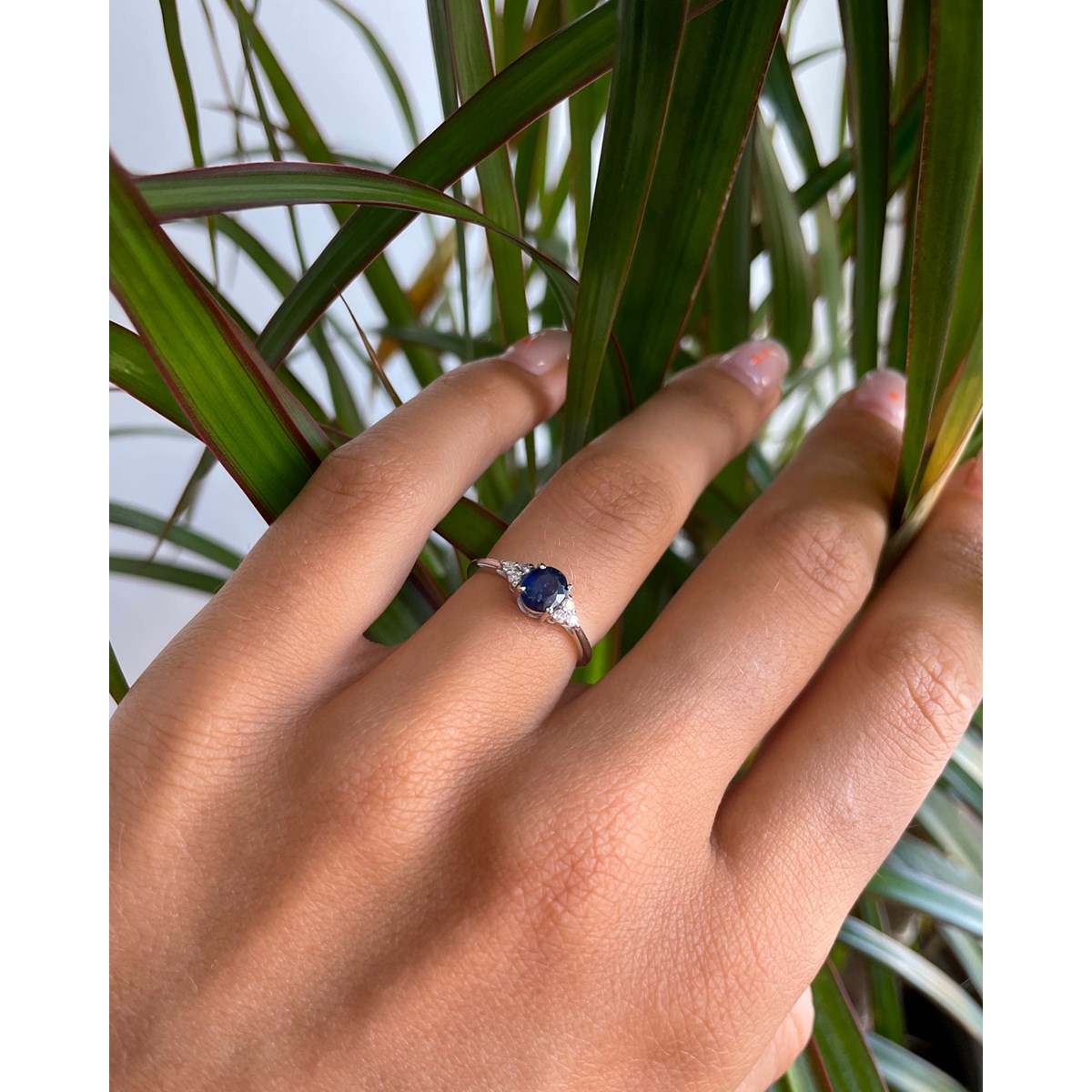 Bague ADEN Or 585 Blanc Saphir et diamants 2.20grs