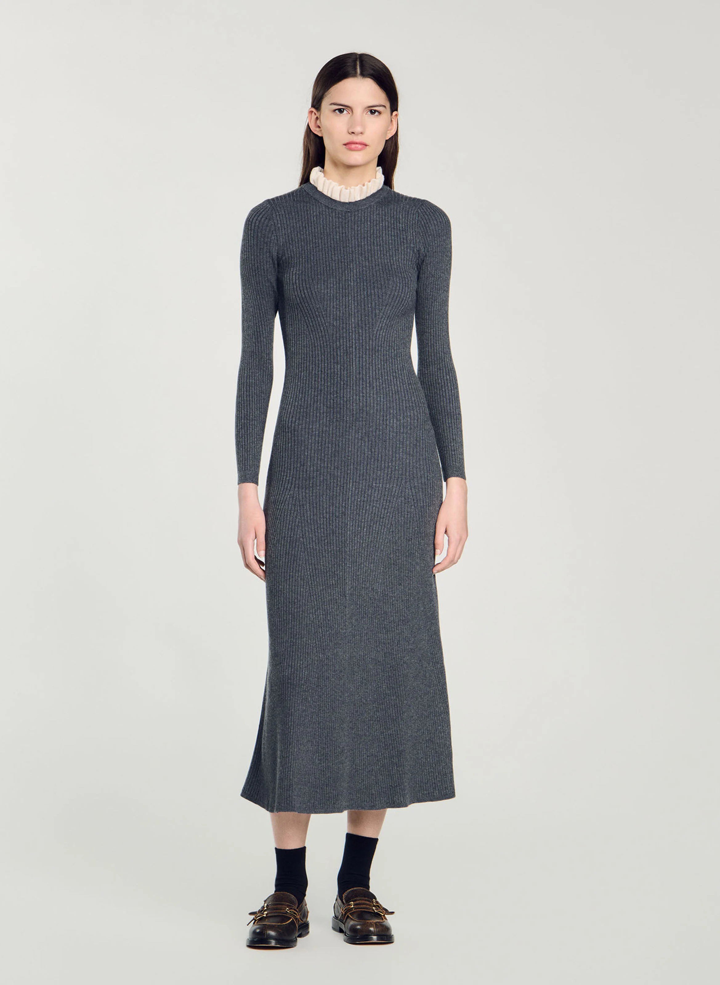 Robe longue col volanté| Gris