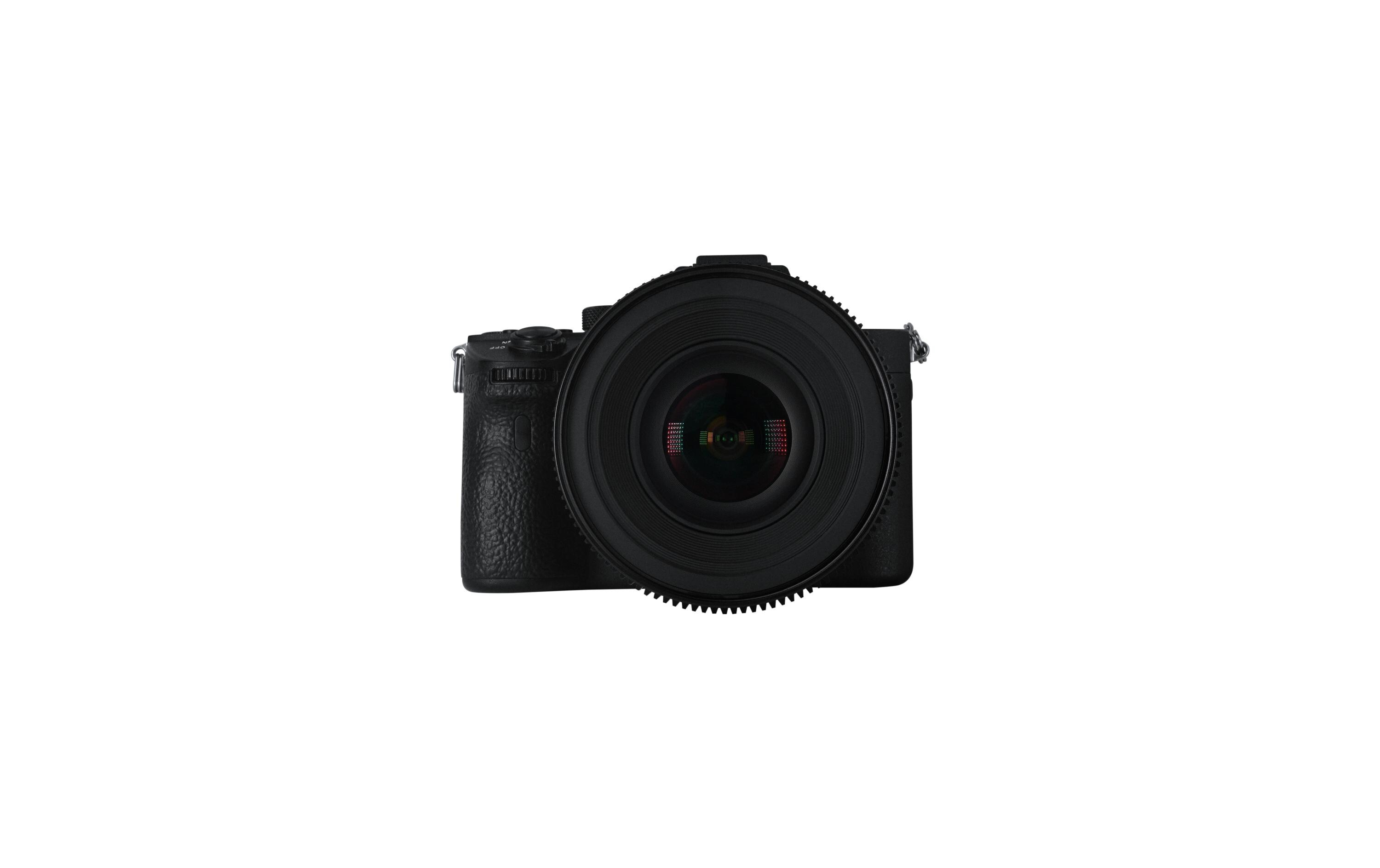 Festbrennweite 12mm T/2.9 – Sony E-Mount<br>Scharfe, kompakte und robuste Weitwinkel-Festbrennweite