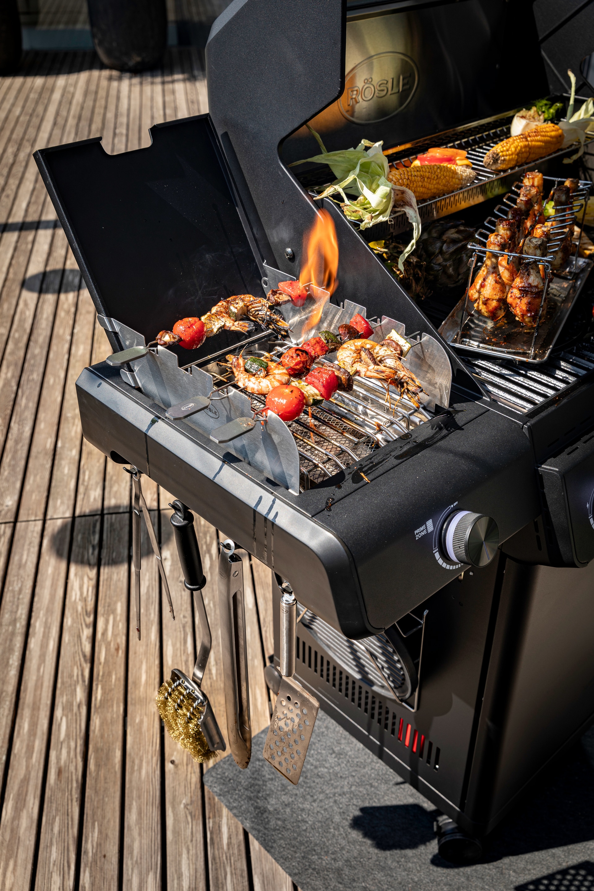 RÖSLE BBQ Station Gasgrill ALL FLAME HERO 4-flammig 50 mbar