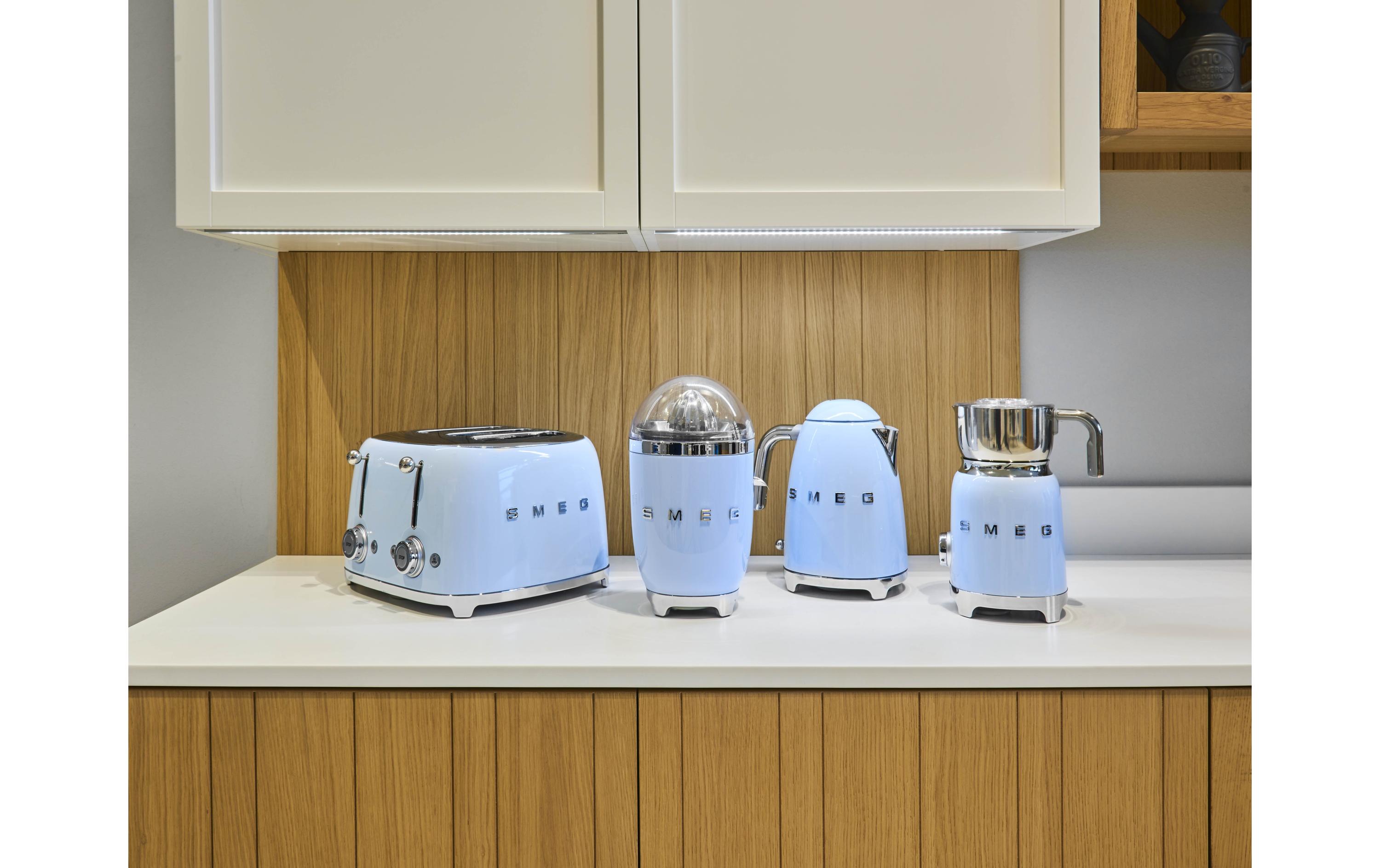 Zitruspresse 50's Style CJF11PBEU Pastellblau<br>Zitruspresse im Retrodesign