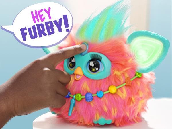Furby Interaktivt Kosedyr Coral (EN)