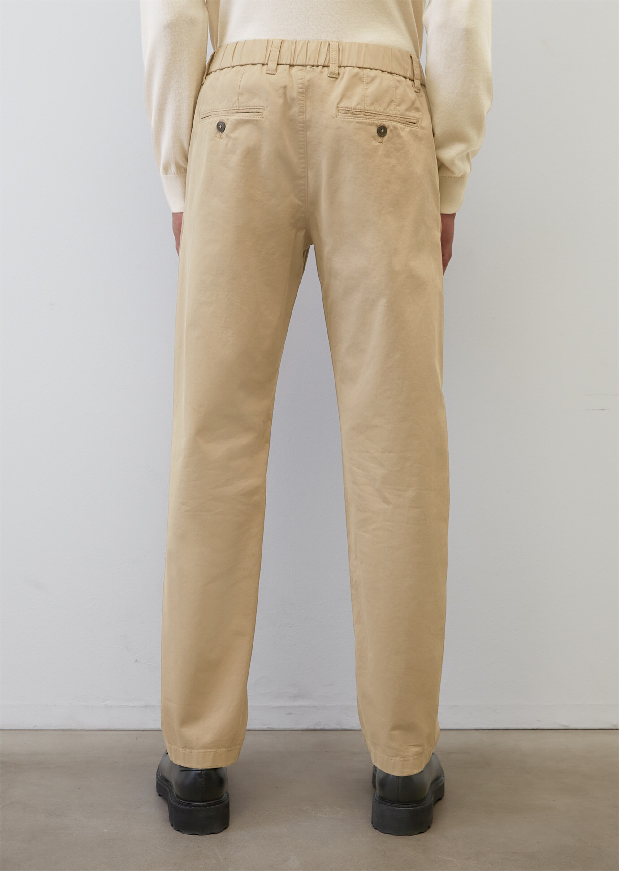 Chino - Modell OSBY Jogger pleats aus hochwertigem Bio-Baumwolle-Mix