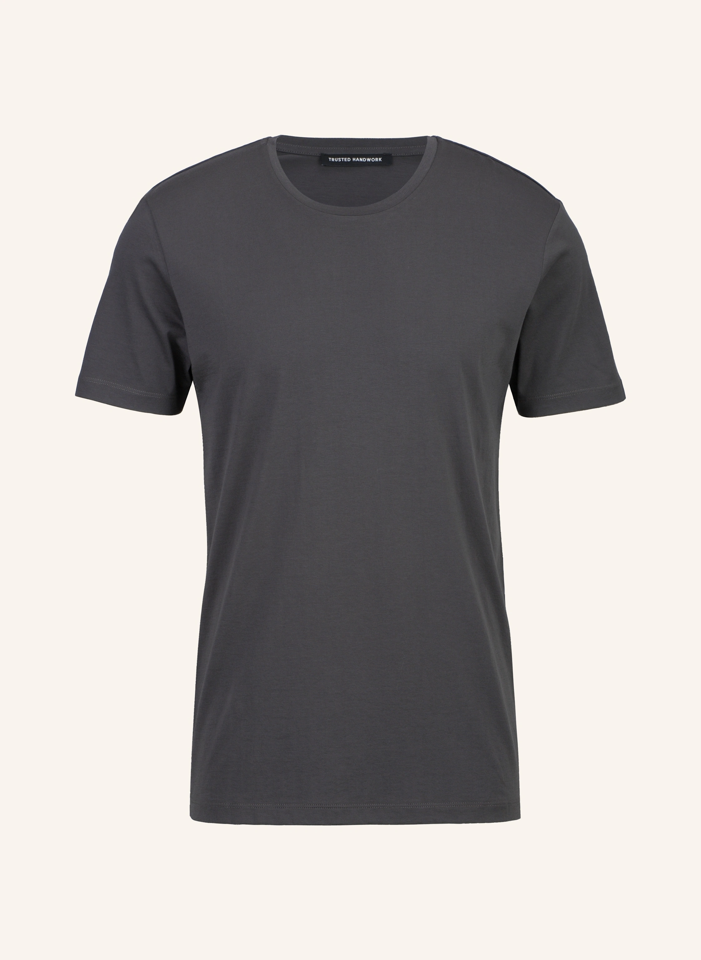 TRUSTED HANDWORK Round Neck 1/2-Sleeve T-Shirt