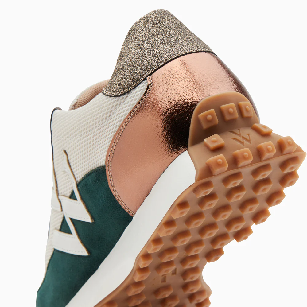 Sneakers-Baskets monogramme Pia ivoire et vert à semelle running