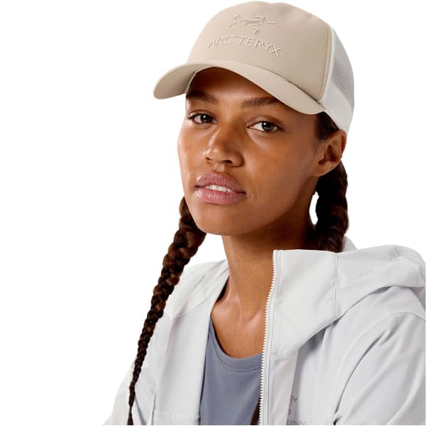 Casquette ARC'TERYX BIRD WORD TRUCKER CURVED RUNE / ARCTIC SILK