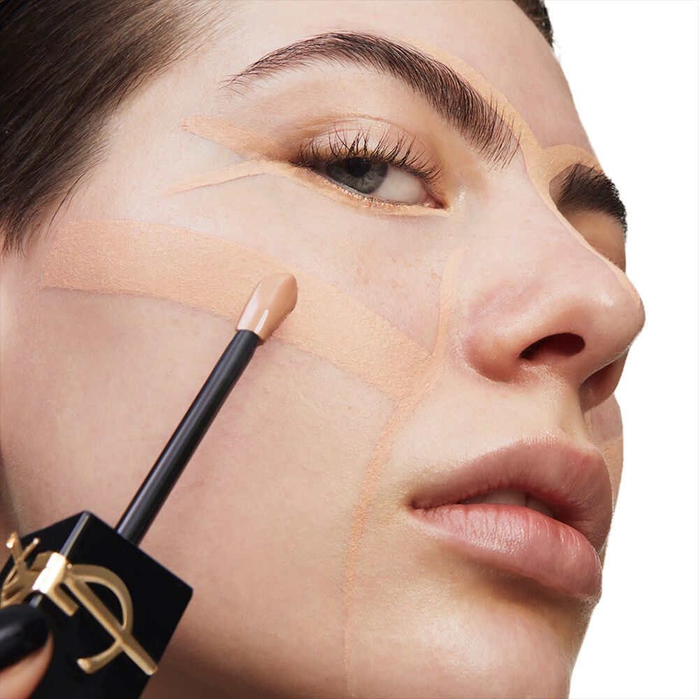 ALL HOURS CONCEALER  ANTI-CERNES MAT - LC2