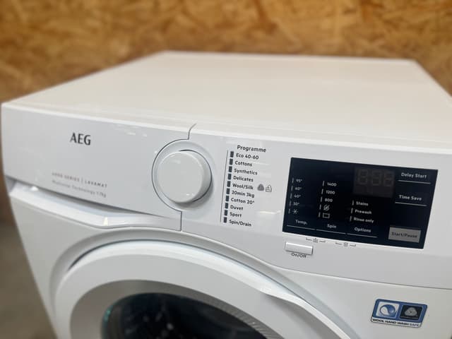 AEG vaskemaskine L6FBL742I