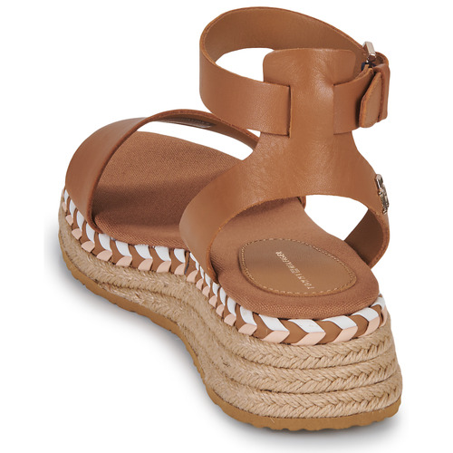 Tommy Hilfiger - LOW WEDGE SANDAL - Cognac