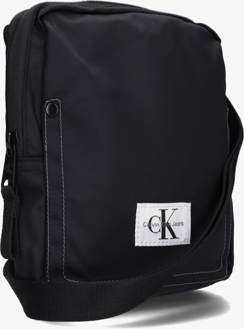 CALVIN KLEIN zwarte calvin klein reportertas sport essentials reporter18 w