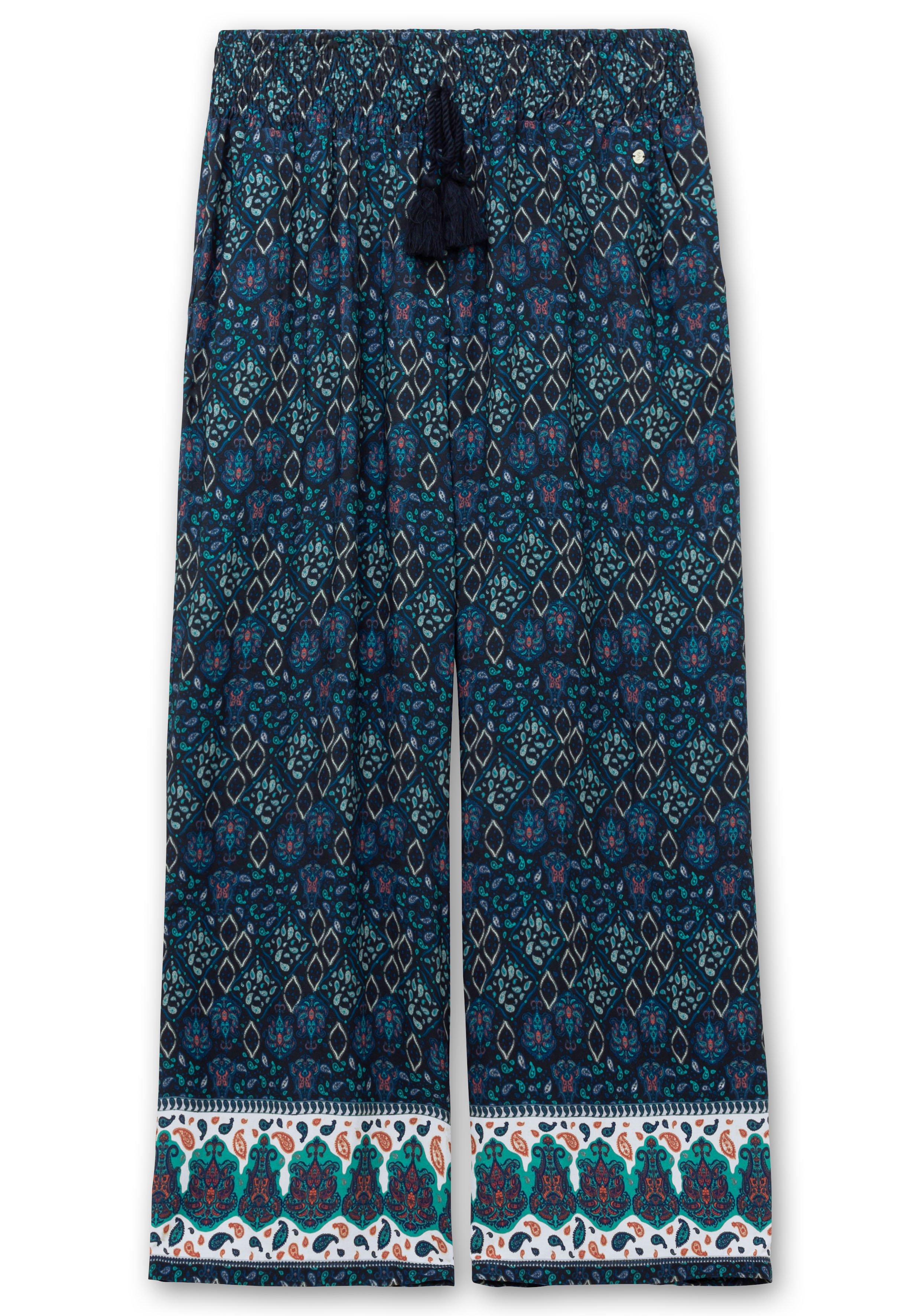 Weite Schlupfhose mit Alloverdruck und Smokbund