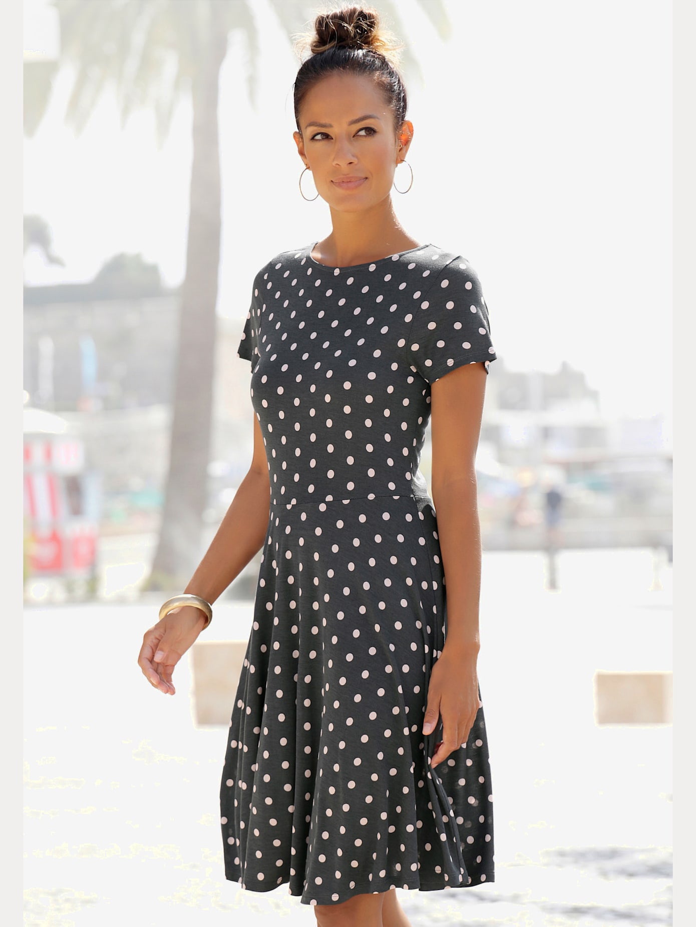 Robe d'été encolure ronde
