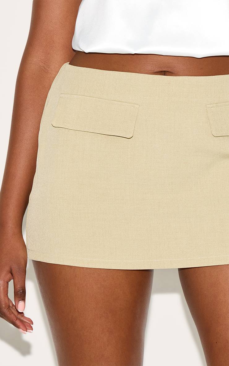Vert Sauge Mini-jupe Ajustée Structurée En Tissu Tissé Avec Détail De Poches