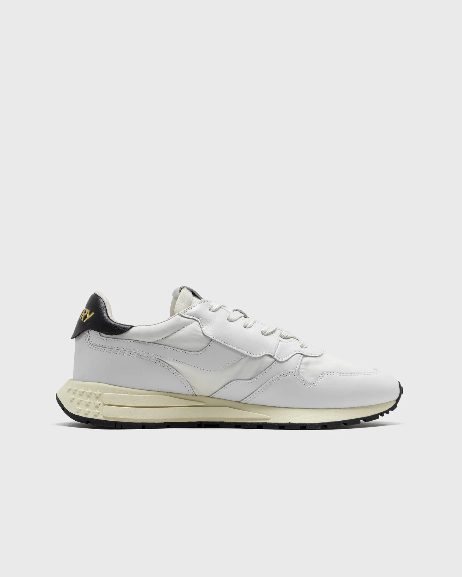 Autry Action Shoes REELWIND LOW WOM