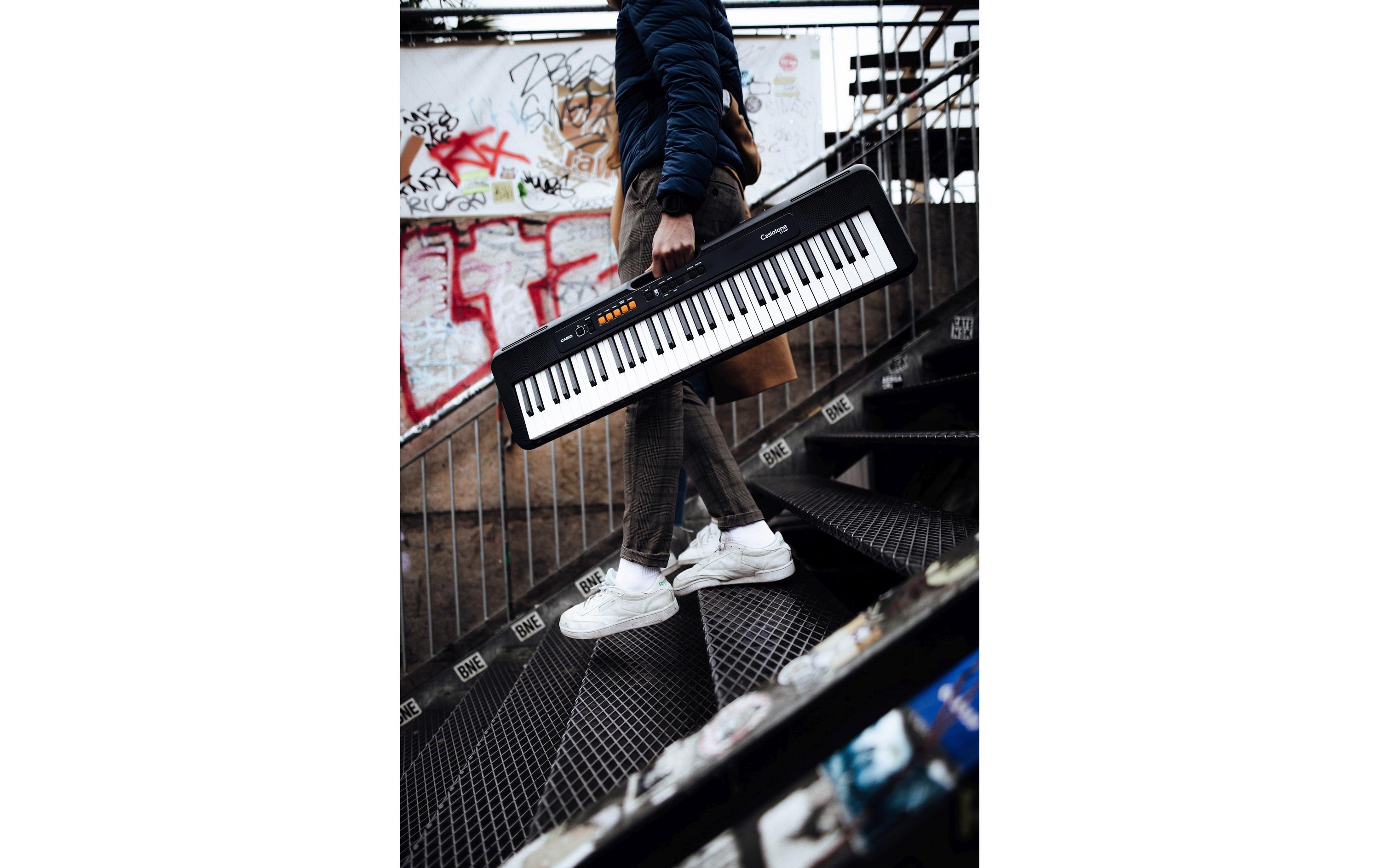 Keyboard CT-S100Portables Keyboard für den Einsatz zu Hause oder unterwegs