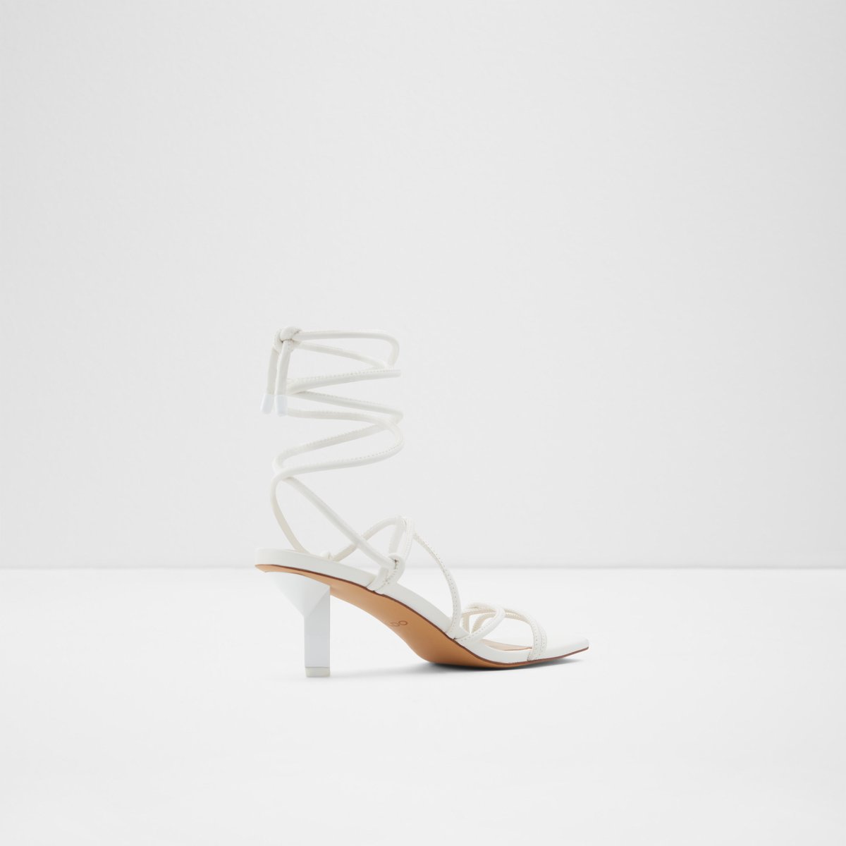 Pythodina White Women Kitten heels