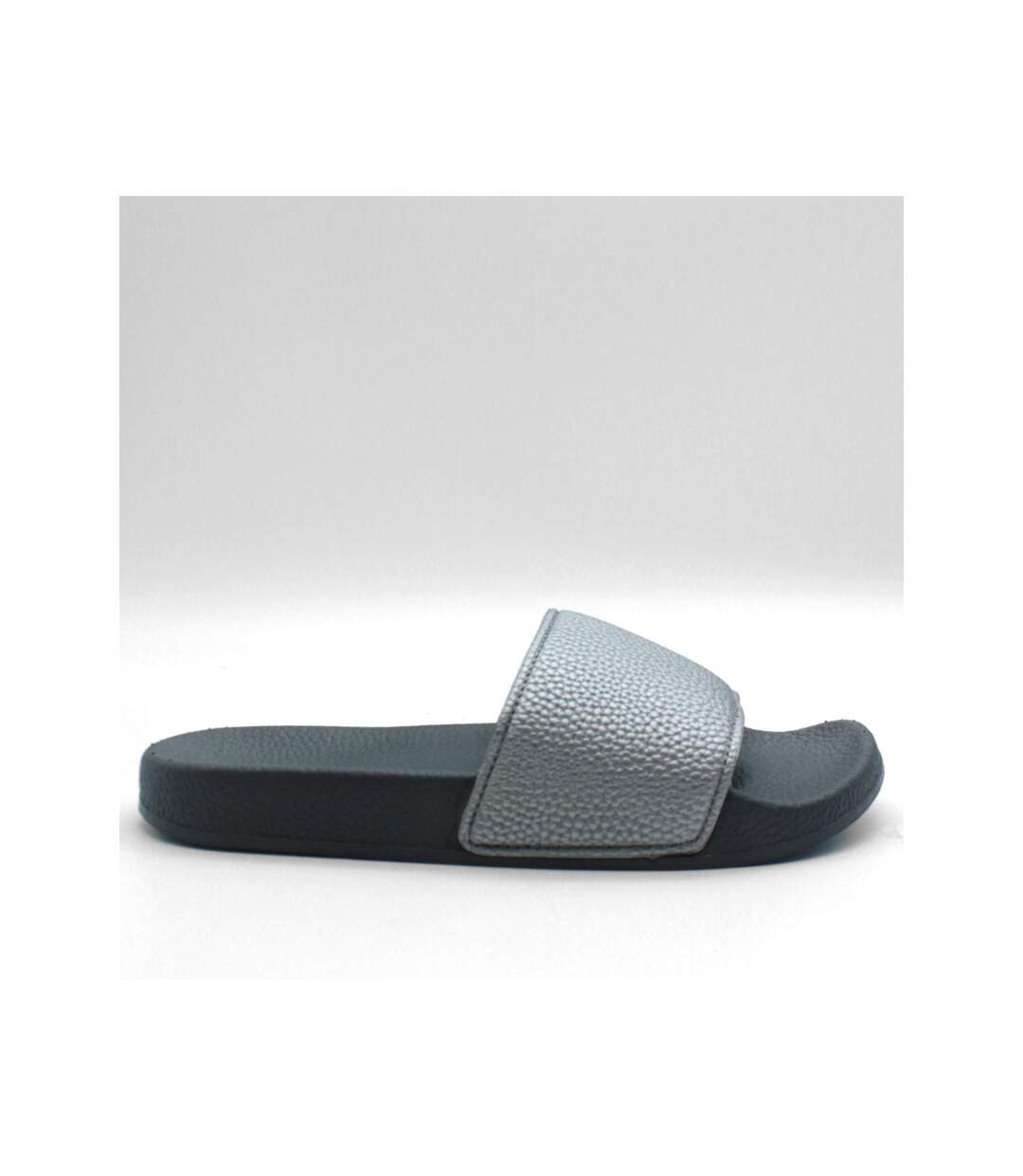 Claquettes basic
