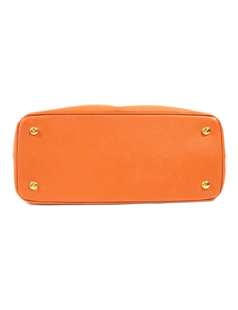 Saffiano Lux