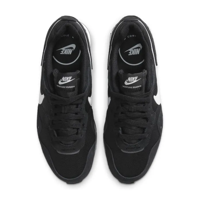 Nike Venture Sneakers Dames
