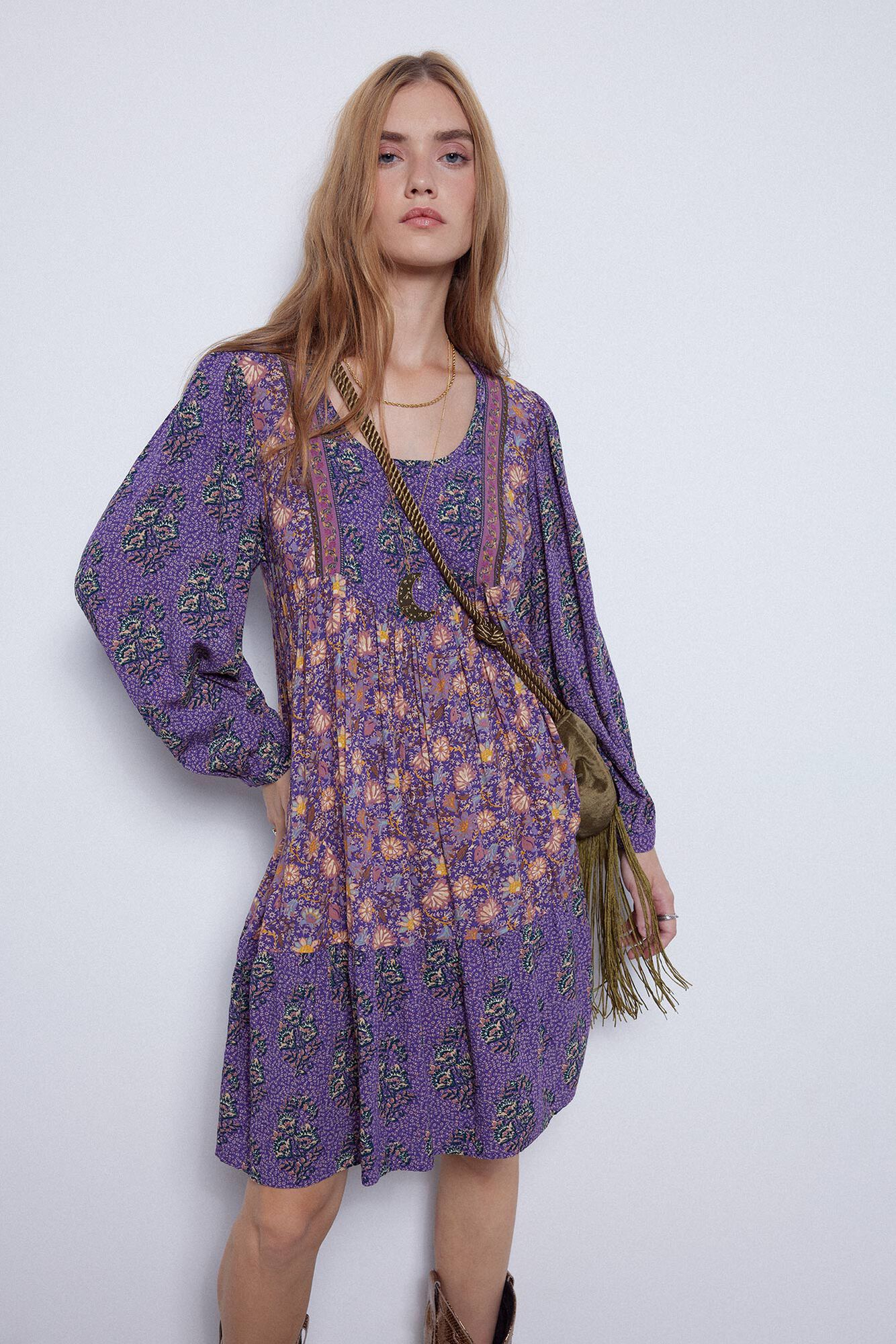 vestido curto estampado