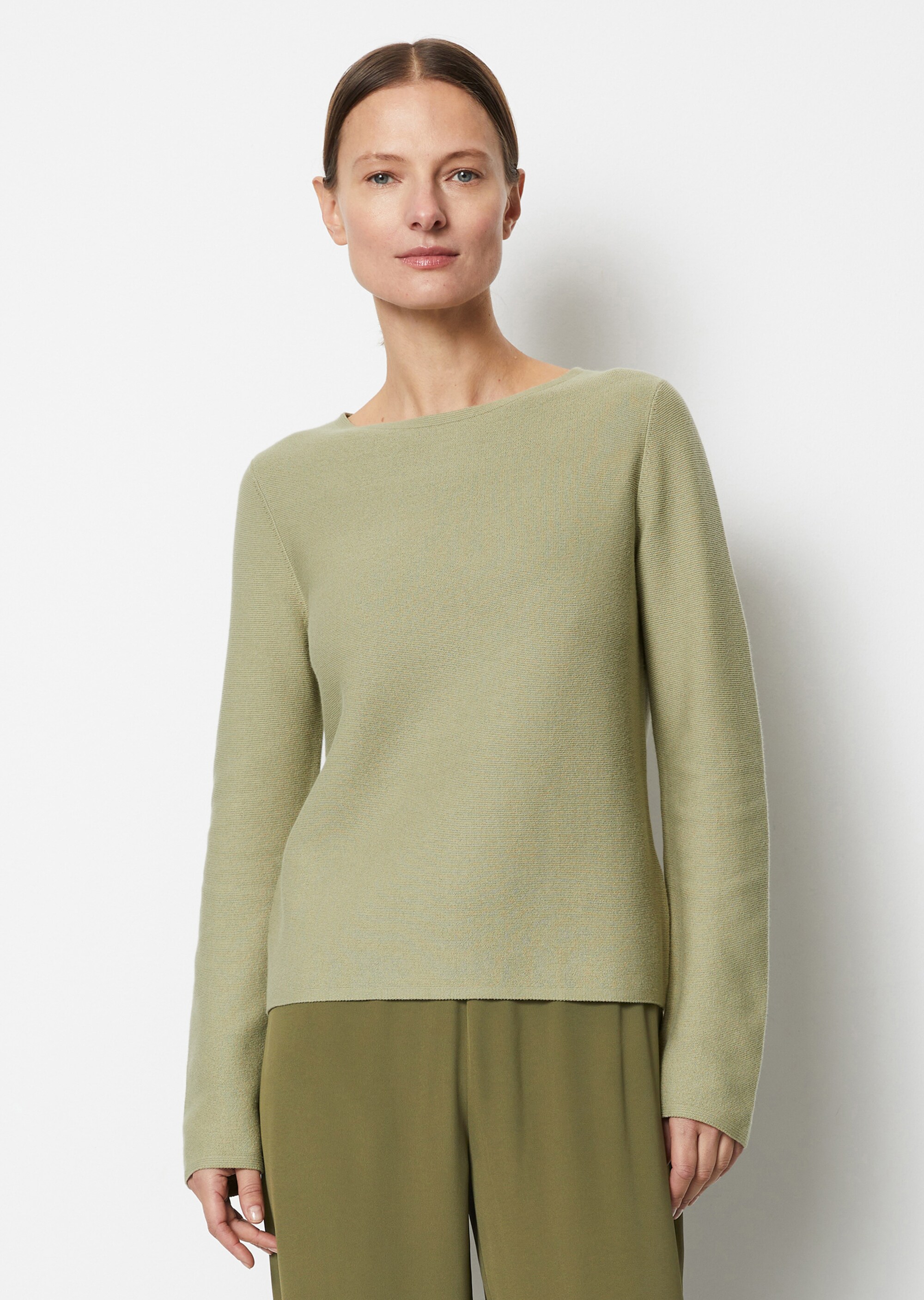 Rundhals-Strickpullover regularmit feinen linken Maschen