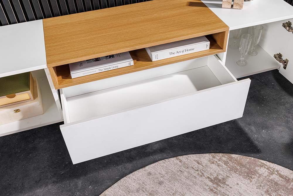 Hängendes TV-Board LOFT 160cm weiß natur drei Fächer mit Schublade