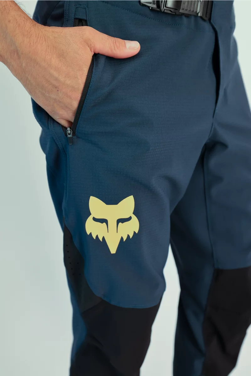 FOX Defend Taunt Herren Bikehose
