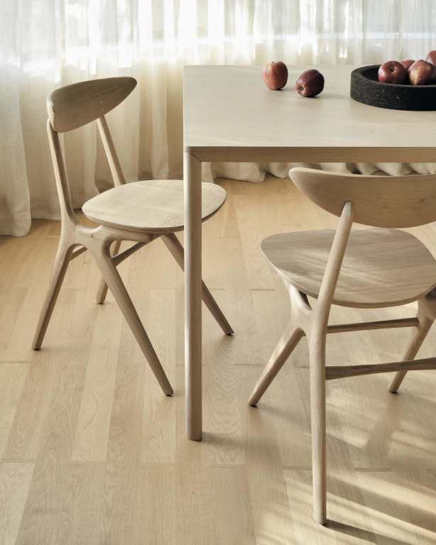 Ethnicraft Bok eettafel uitschuifbaar 140/220x90 oak