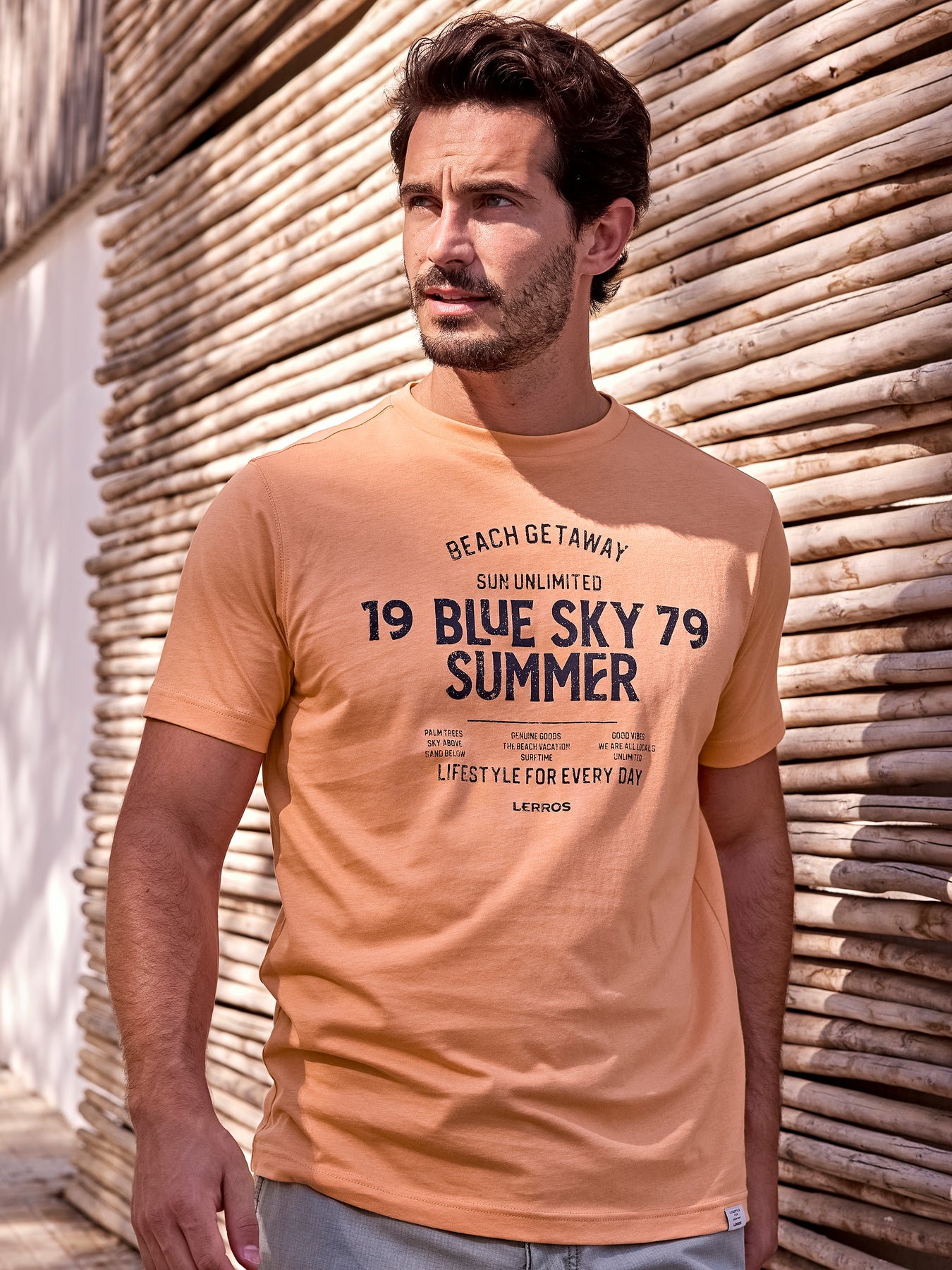 Herren T-Shirt mit Brustprint