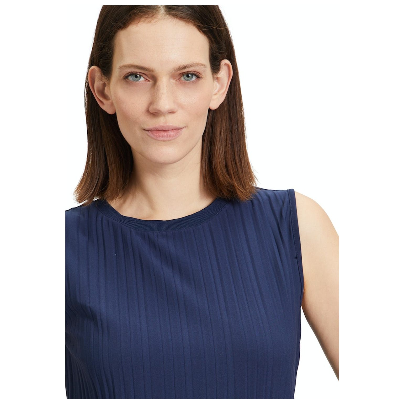 Betty & Co Kleid Lang ohne Arm