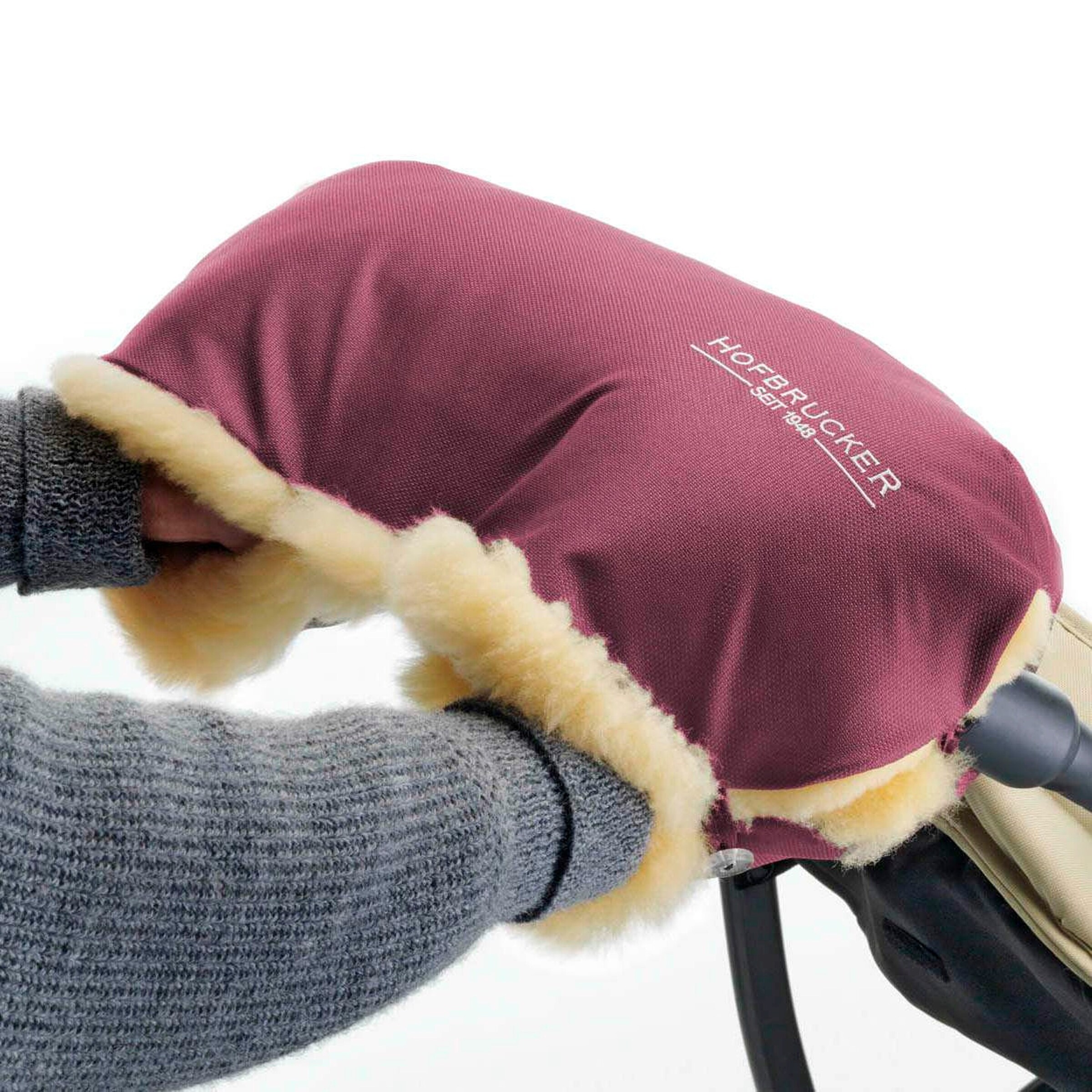 Hofbrucker Lammfell-Handwärmer für Kinderwagen Lammfell Handmuff Pflaume
