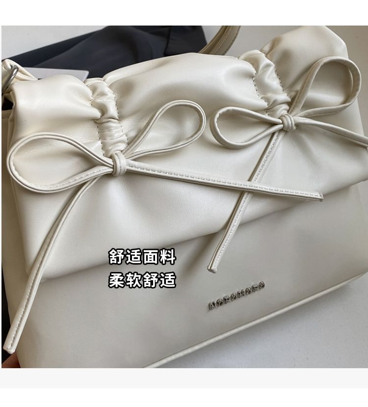 FAYLE - Crossbodytas van imitatieleer met flaplint