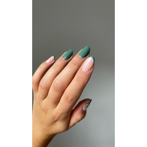 Nailberry L’Oxygéné Nail Polish, Mint
