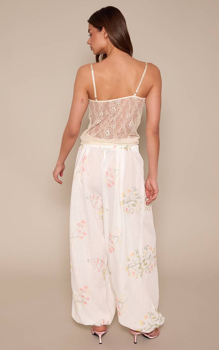 Blanc Pantalon Ballon Brodé De Motifs Floraux