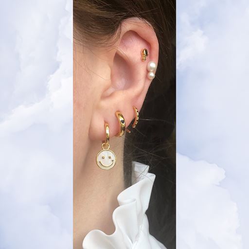 The Earring Shop Smiley Huggie Ørering, Guld