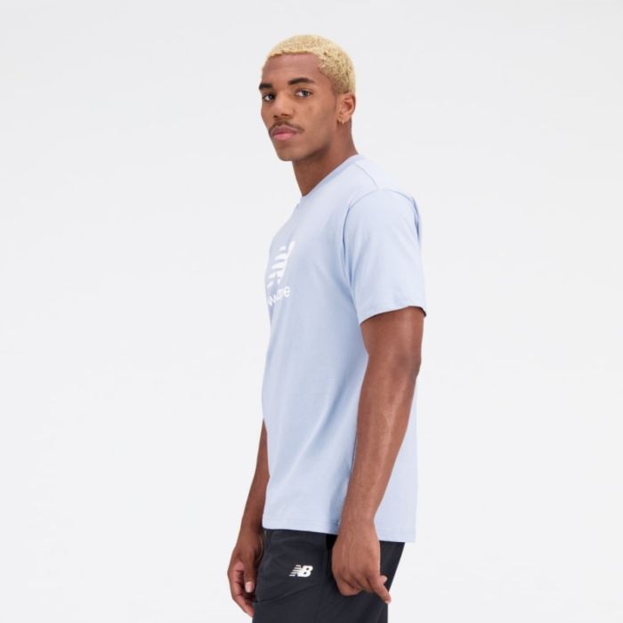 New Balance Herre Trøjer Essentials Stacked Logo SS Tee Blå