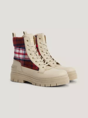 Botas de couro com painel xadrez tartan