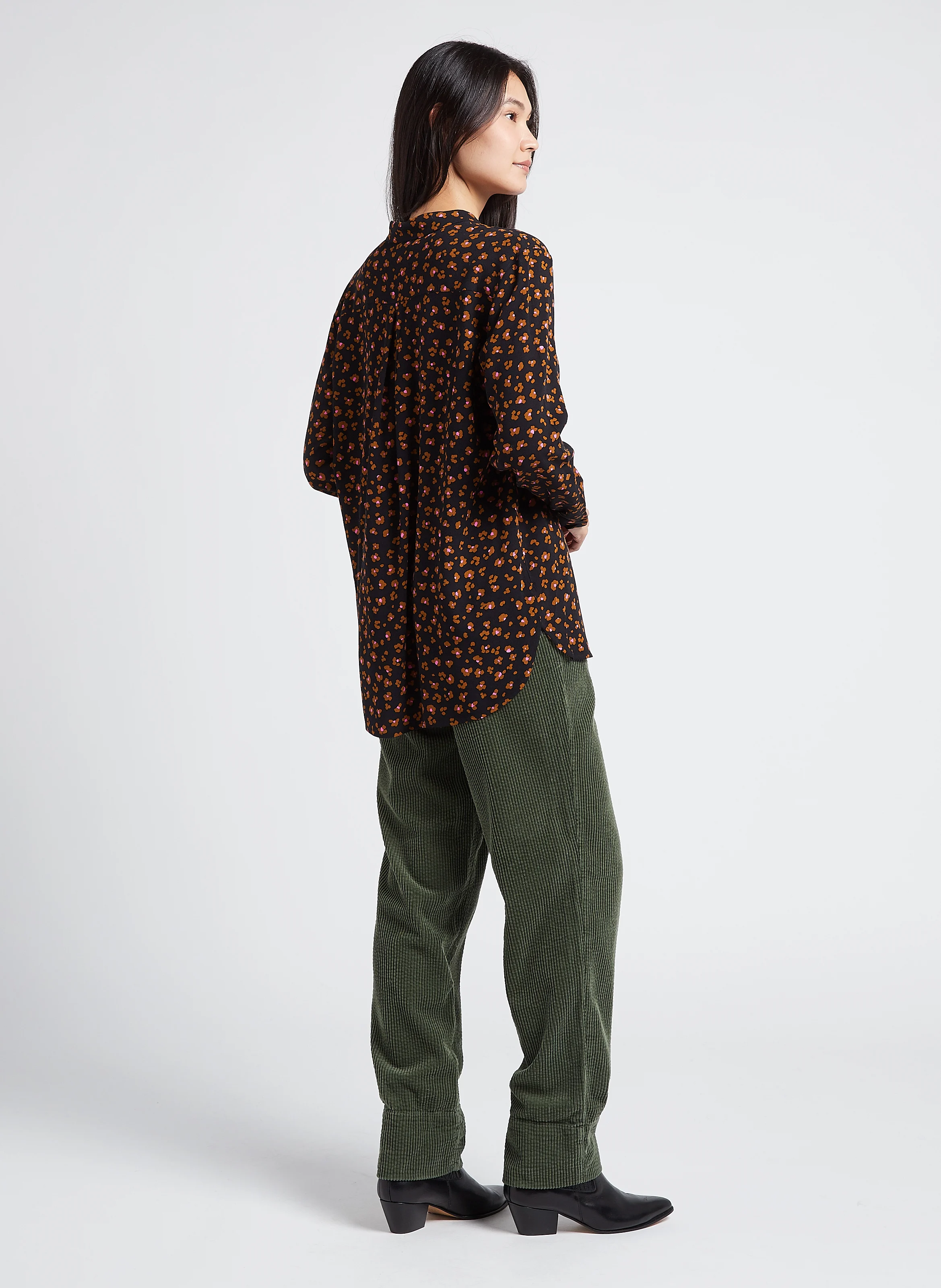 SAPHIR - Pantalon droit en velours côtelé | Vert