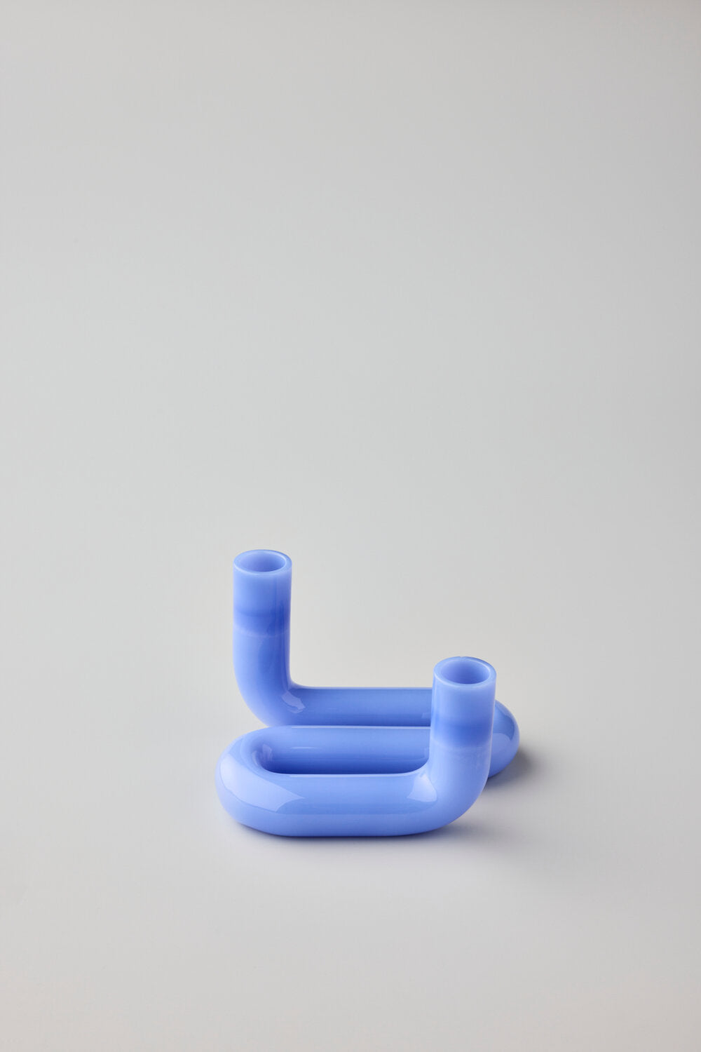Studio About  Wave lysestage, Milk Blue - H10 cm.