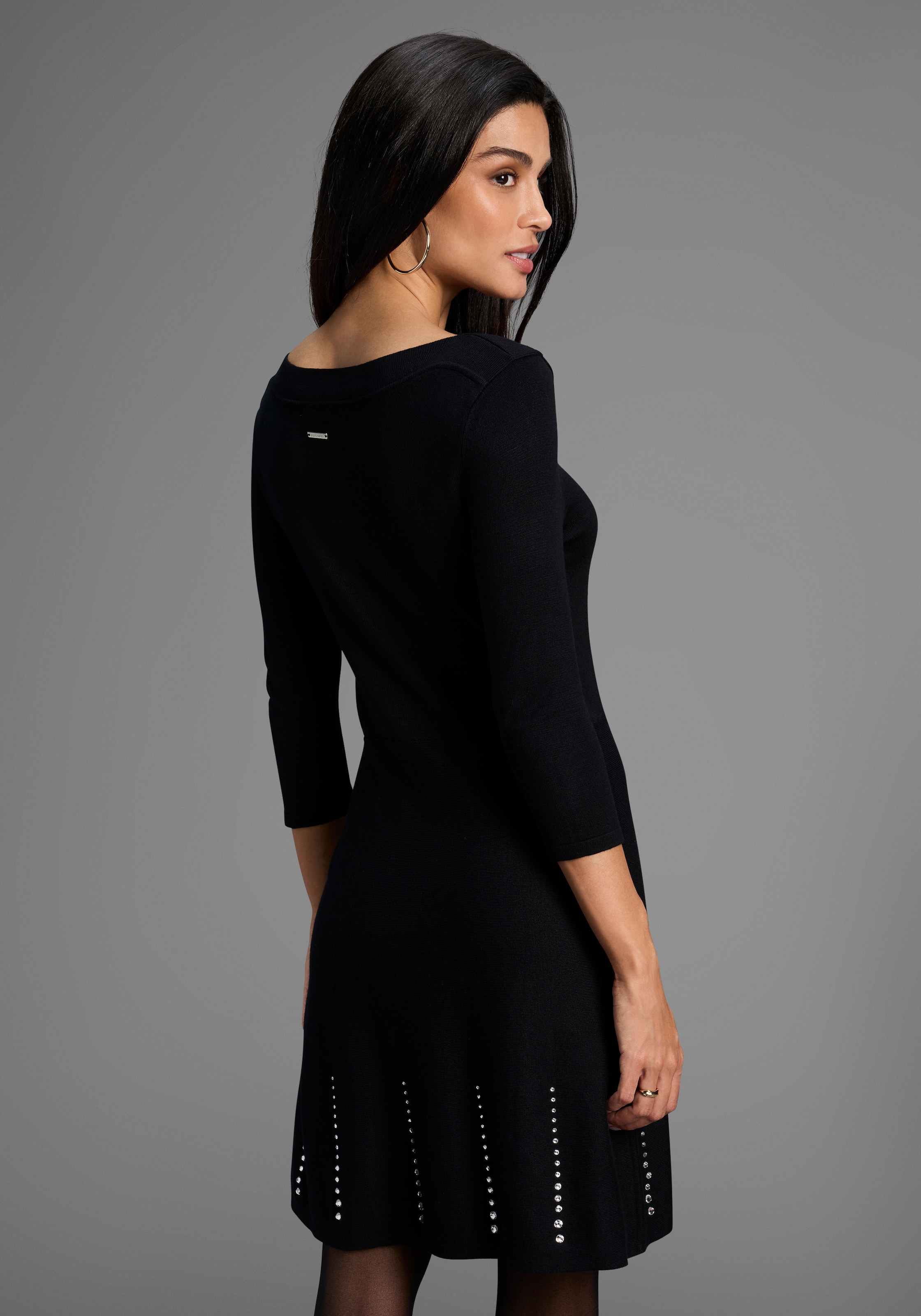 Bruno Banani Strickkleid Ohne Taschen mit glitzerndem Detail