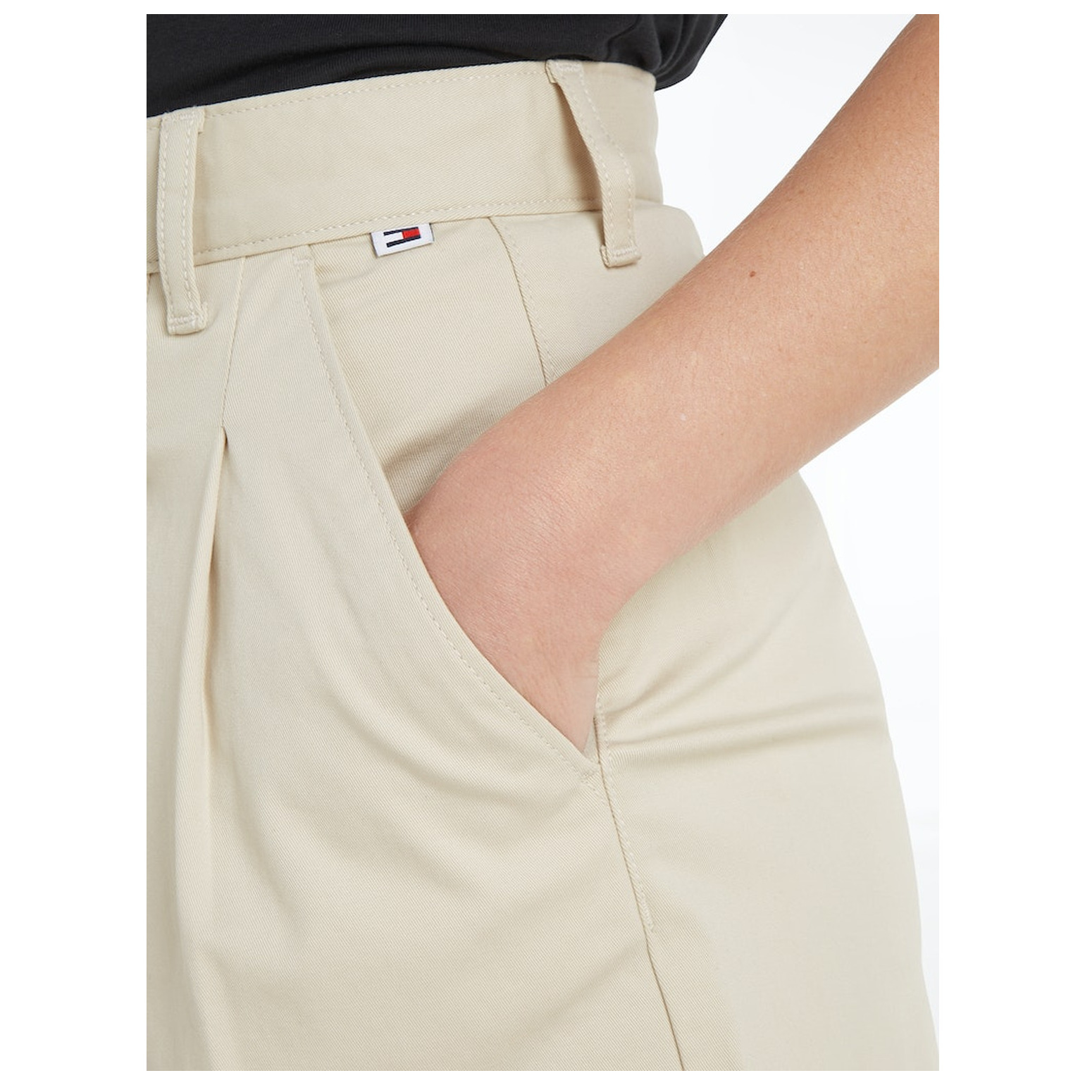 Tommy Jeans TJW CLAIRE HR PLEATED SHORTS