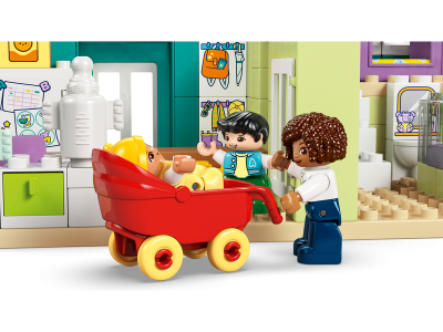 LEGO 3-in-1 modern woonhuis met figuren (10470)