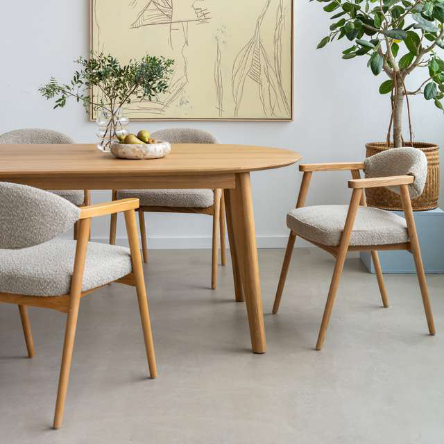 Eetkamerstoel Madée boucle beige eiken